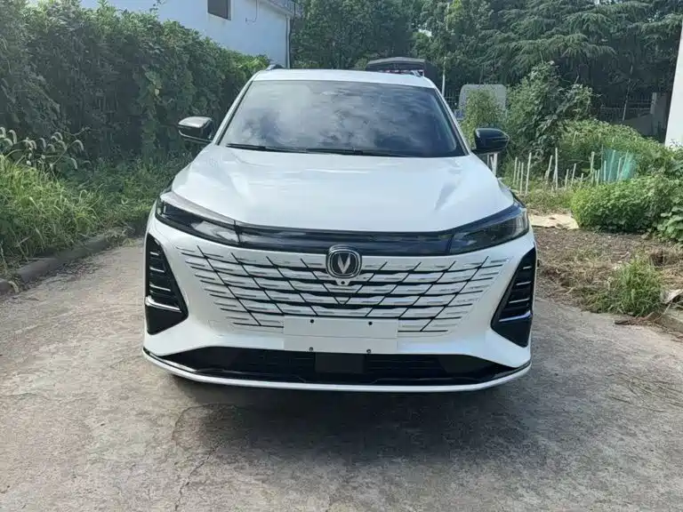 Changan Changan CS75PLUS — миниатюра 2