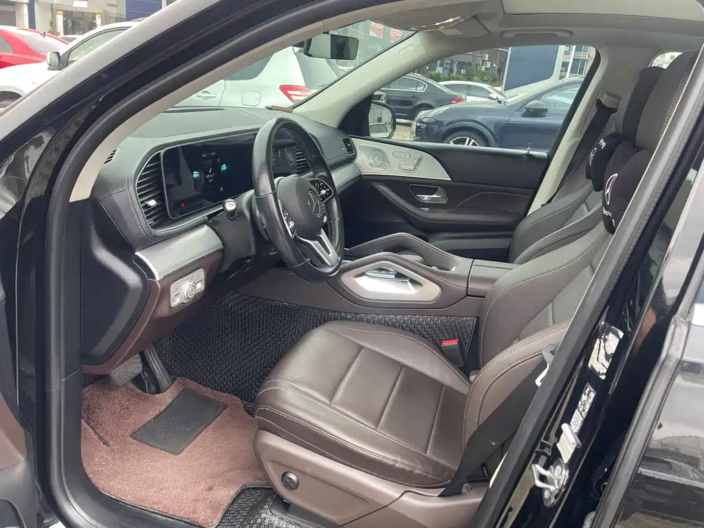 Mercedes-Benz GLE (Import) — миниатюра 6