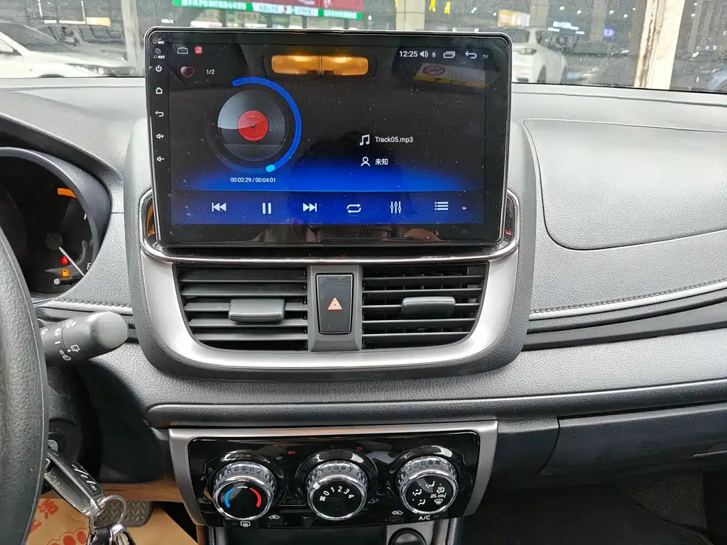 TOYOTA YARIS L ZHIXUAN