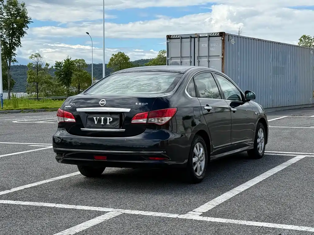 Nissan Sylphy — миниатюра 4