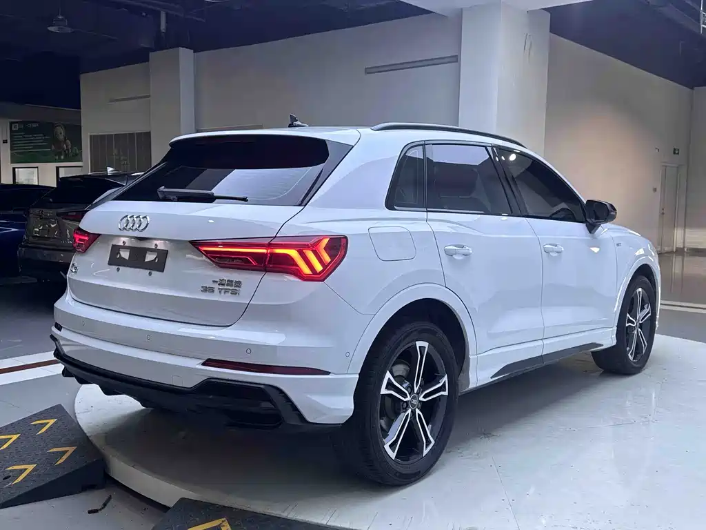Audi Q3 — миниатюра 6