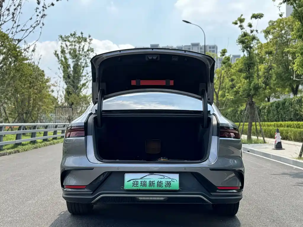 BYD Han — миниатюра 5