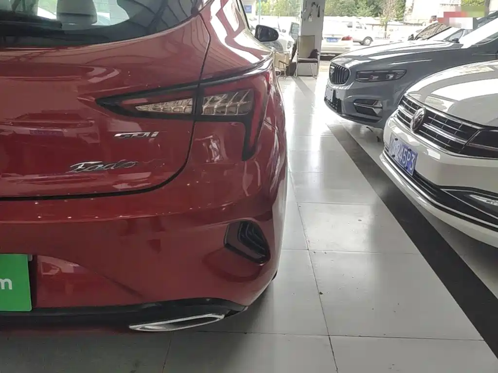 Changan Eado XT — миниатюра 8