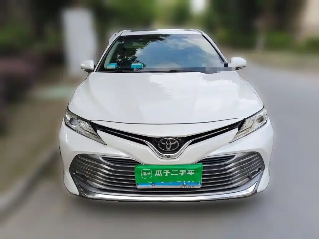 Toyota Camry — миниатюра 23