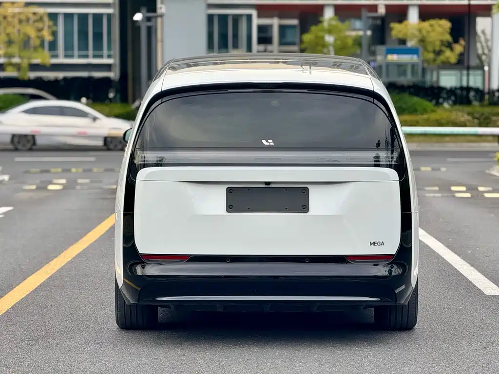 Li Auto IDEAL MEGA
