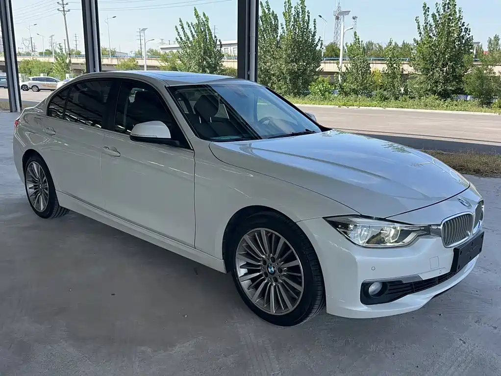 BMW 3 Series — миниатюра 11