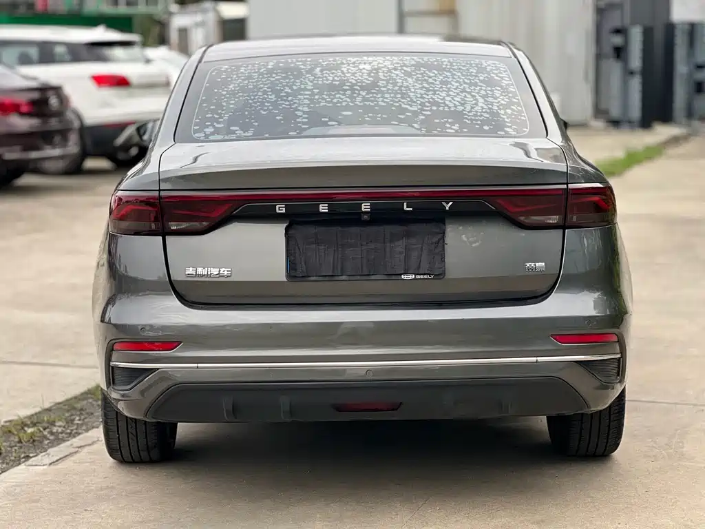 Geely Emgrand — миниатюра 9