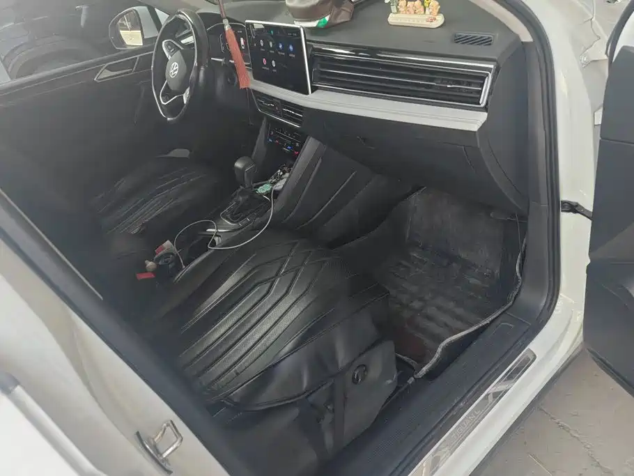 Volkswagen Tiguan L — миниатюра 8