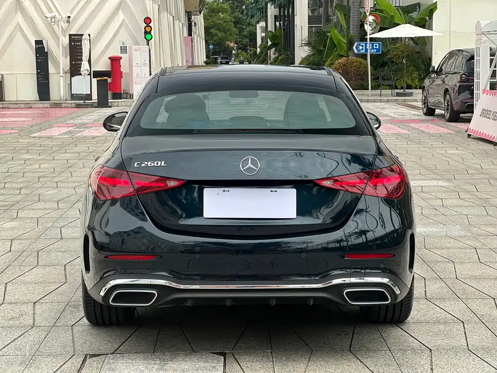 Mercedes-Benz C-Class — миниатюра 5
