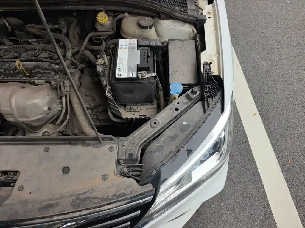 Roewe i5 — миниатюра 21