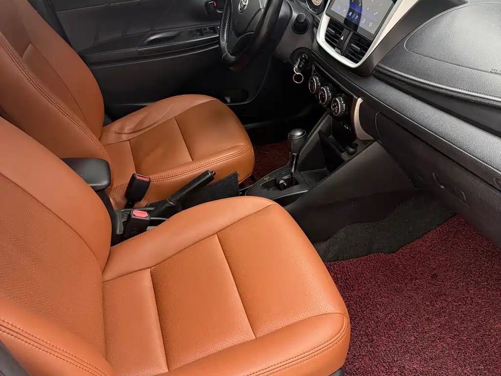 Toyota Yaris L — миниатюра 17
