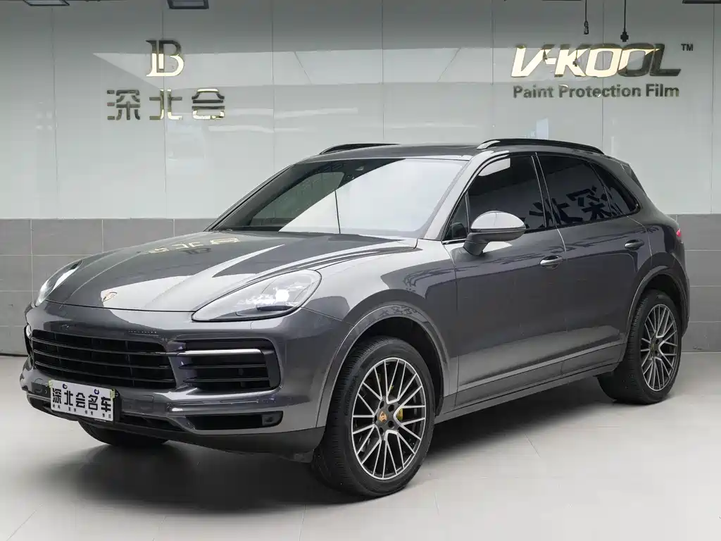 Porsche Cayenne 2021
