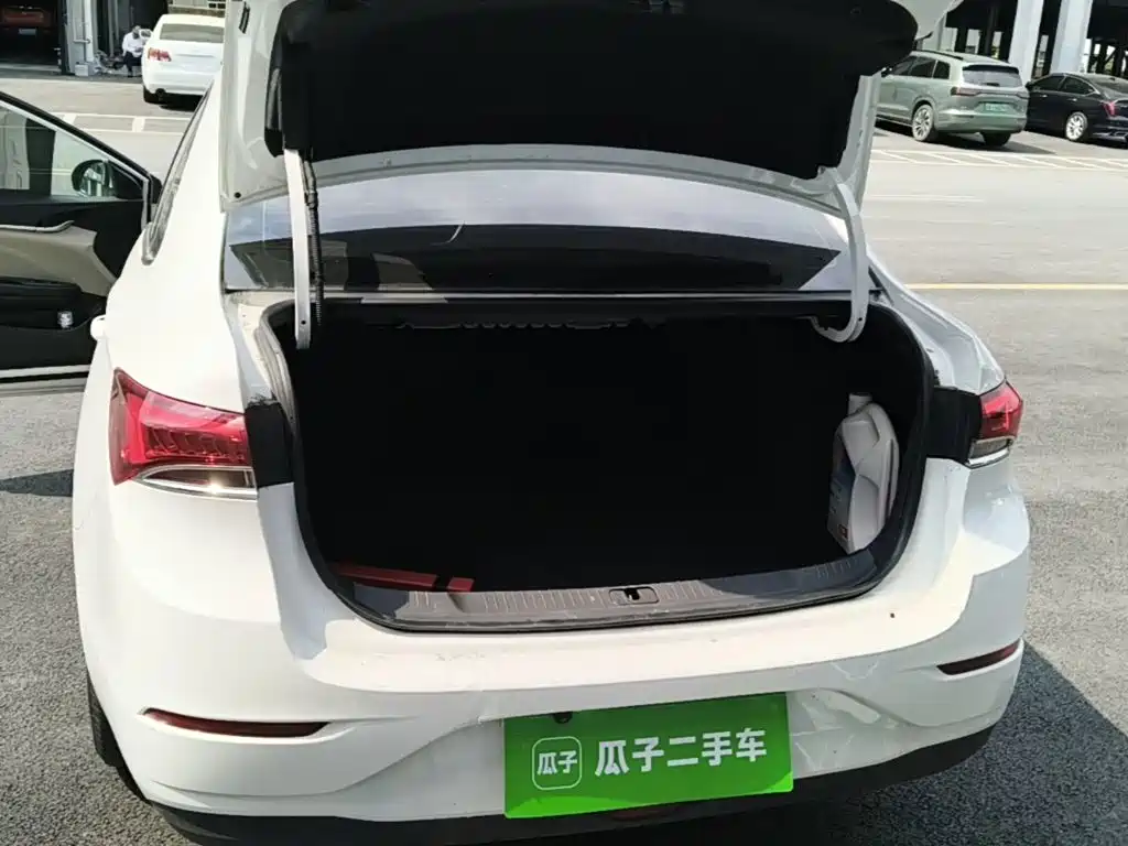 Buick Excelle — миниатюра 19