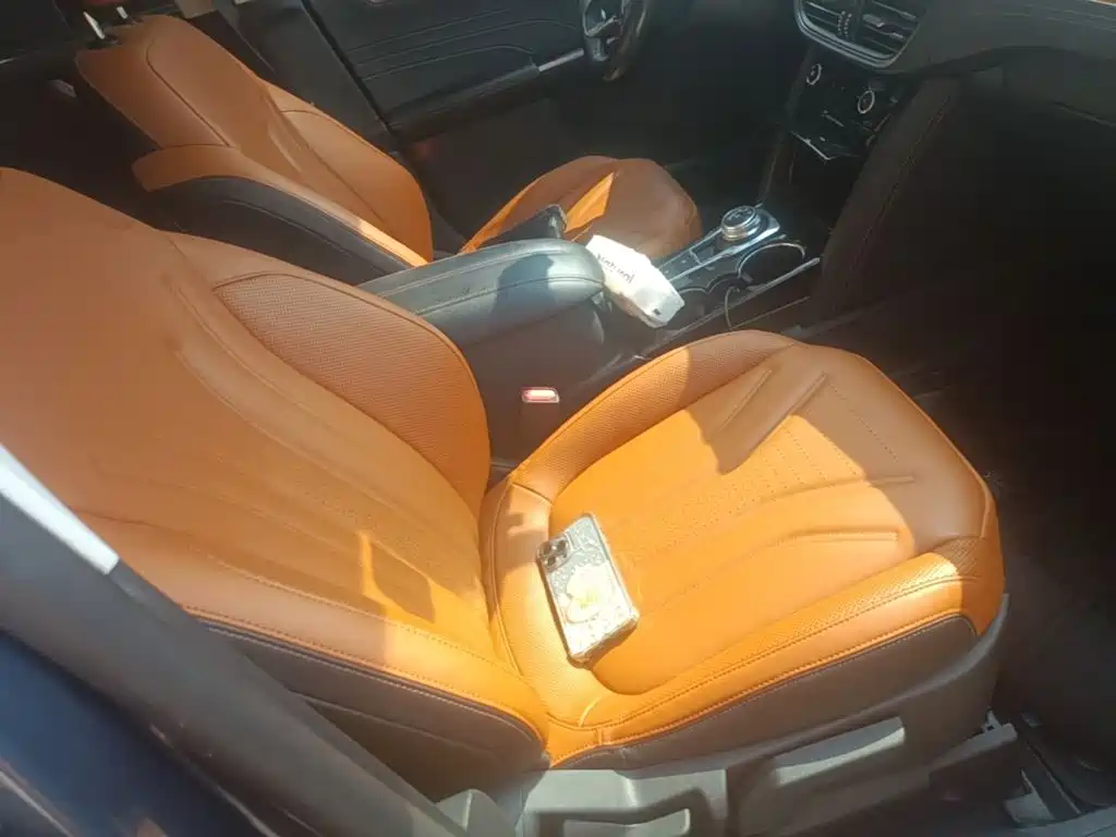 Ford Escape — миниатюра 25