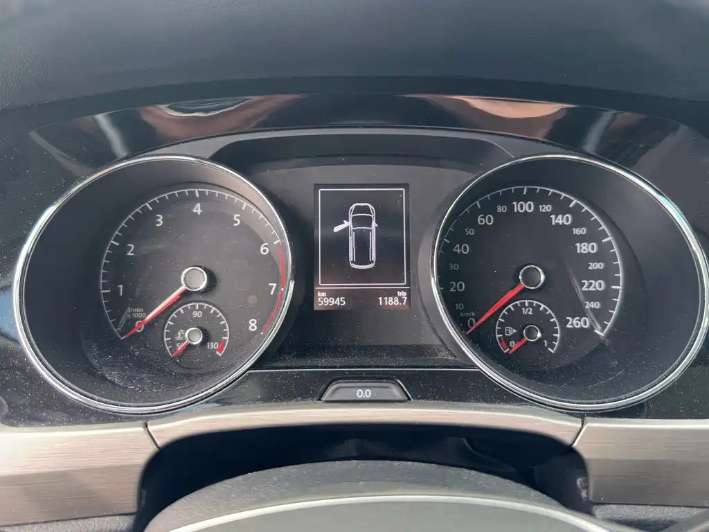 Volkswagen Touran — миниатюра 24