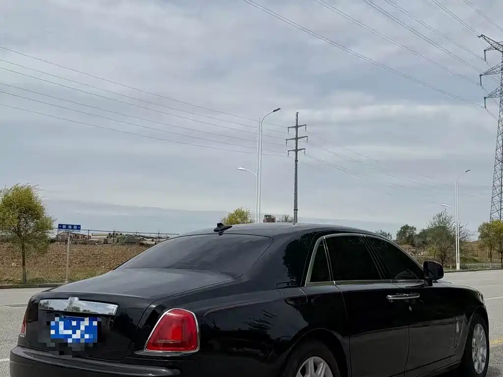 Rolls-Royce Ghost — миниатюра 5