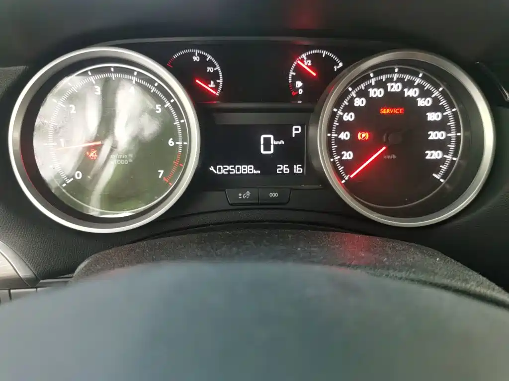 Peugeot 408 — миниатюра 8