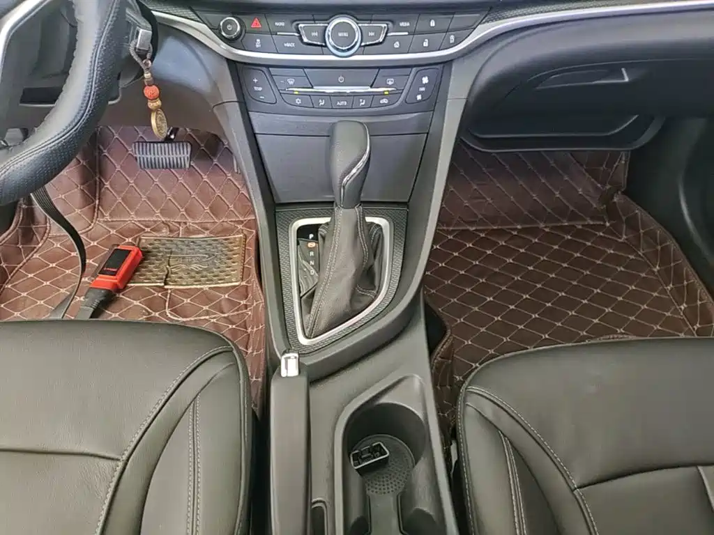 Buick Excelle — миниатюра 14