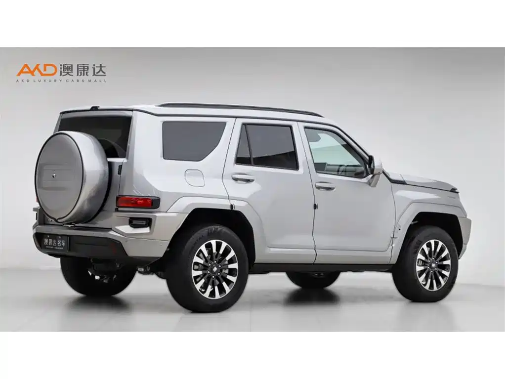 TANK TANK 700 NEW ENERGY