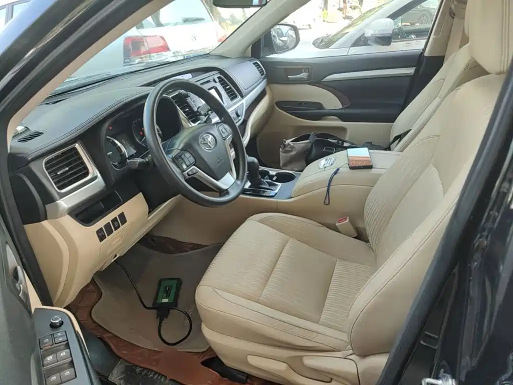 Toyota Highlander — миниатюра 15