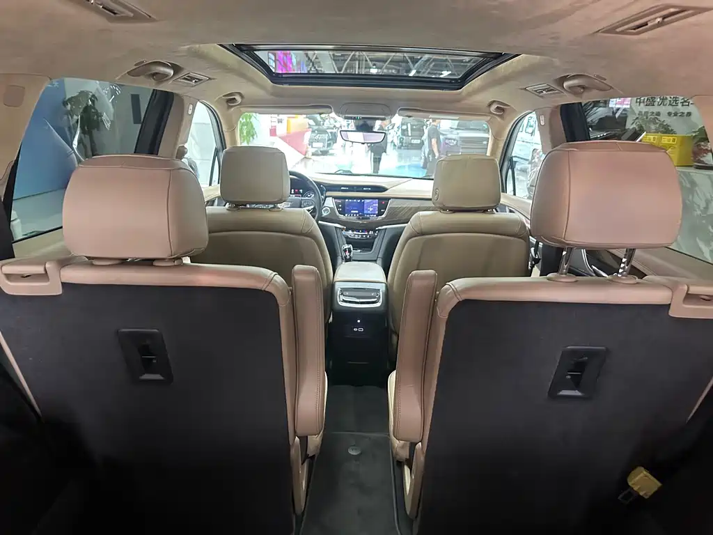 Cadillac XT6 — миниатюра 16