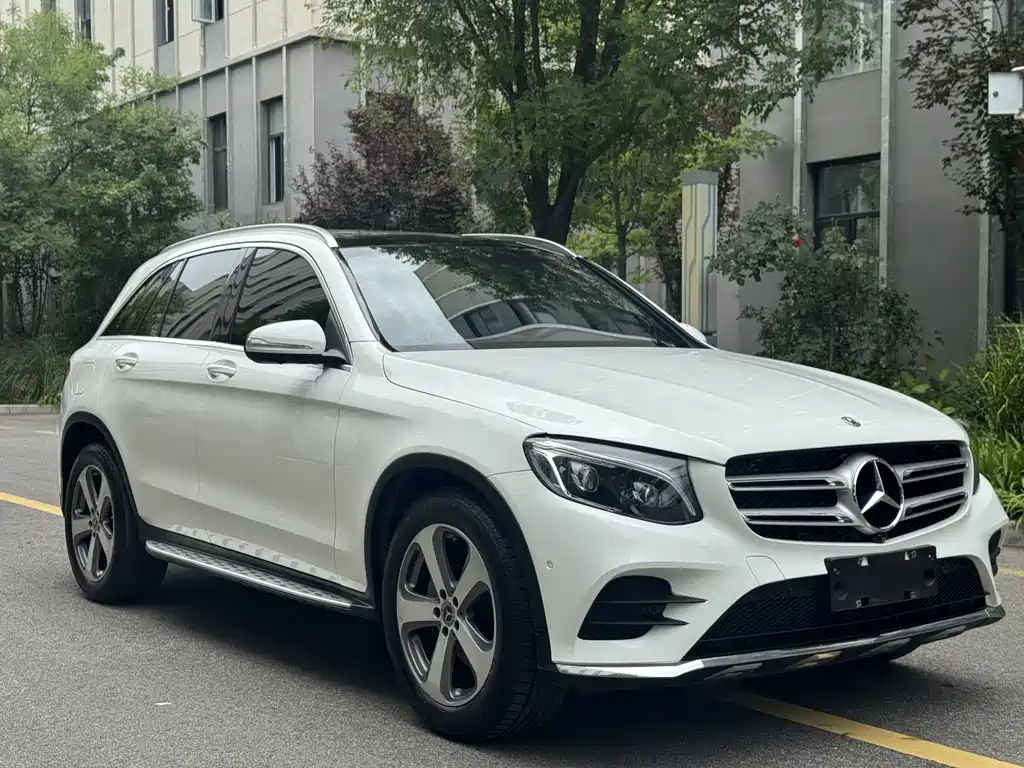Mercedes-Benz GLC 2017 GLC 300 4MATIC