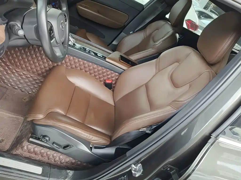 Volvo XC60 — миниатюра 15
