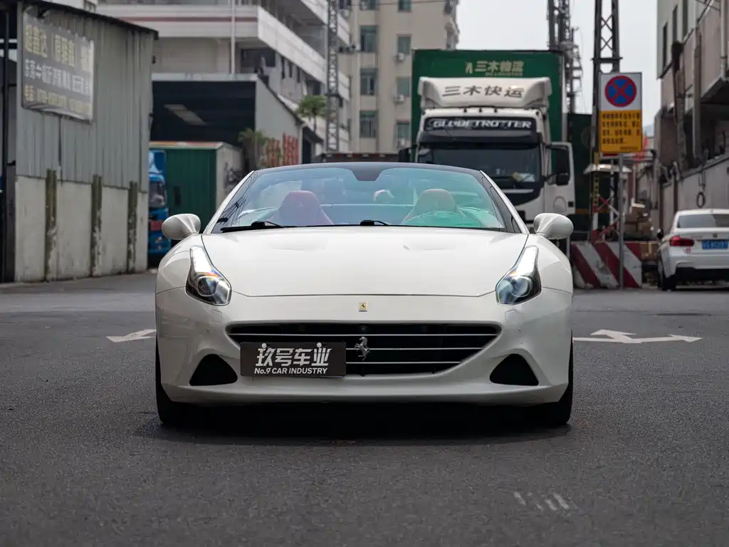 Ferrari California T 2015 3.9T
