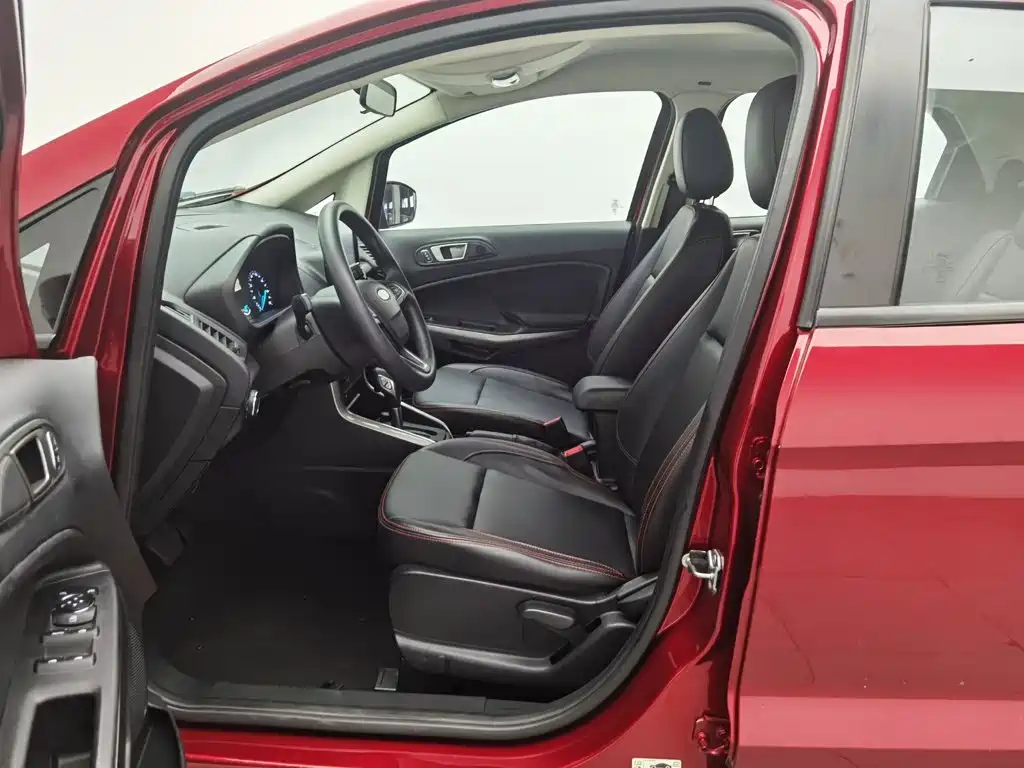 Ford Ecosport — миниатюра 10