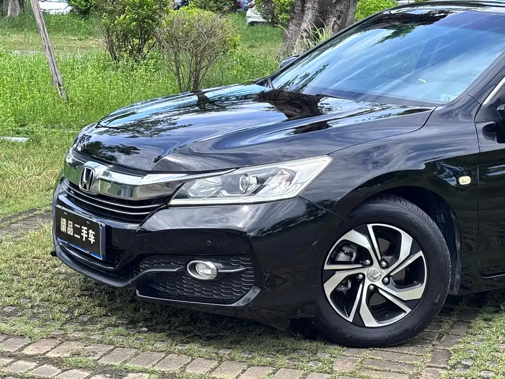 Honda Accord — миниатюра 2