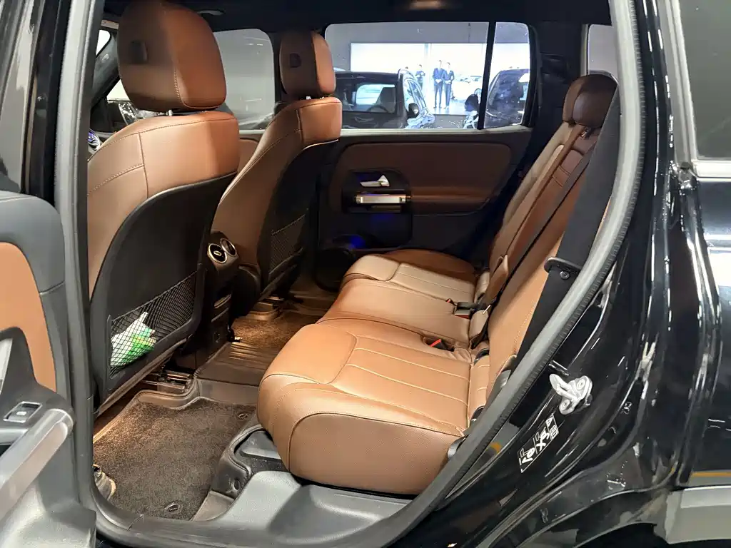 Mercedes-Benz GLB — миниатюра 14