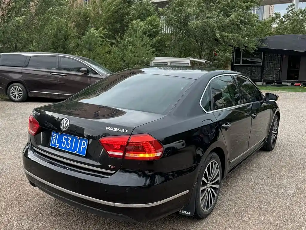 Volkswagen Passat 2013 1.8TSI DSG