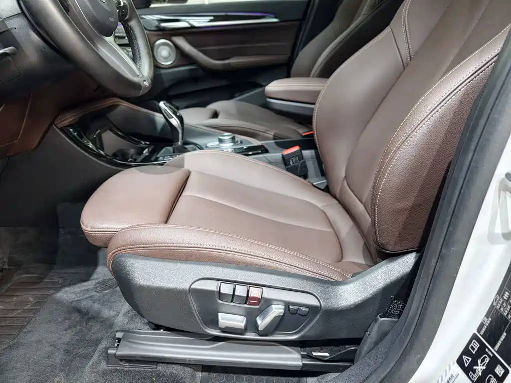 BMW X1 — миниатюра 8