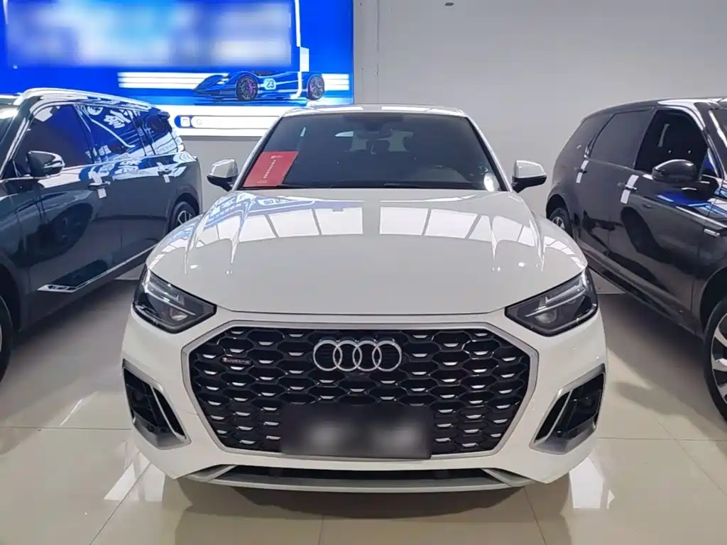 Audi Q5L Sportback — миниатюра 3