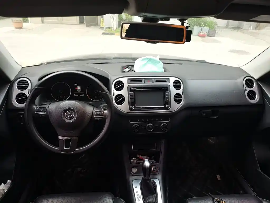 Volkswagen Tiguan — миниатюра 13