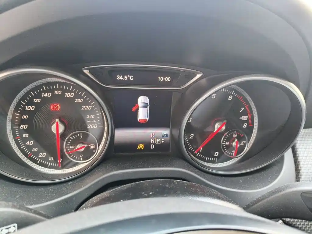 Mercedes-Benz GLA — миниатюра 7