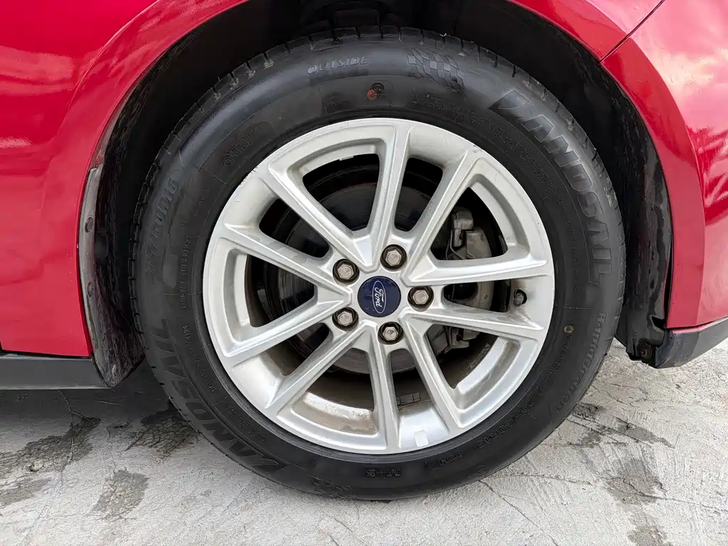 Ford Focus — миниатюра 14
