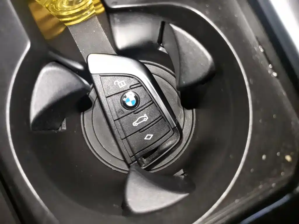 BMW X3 — миниатюра 9