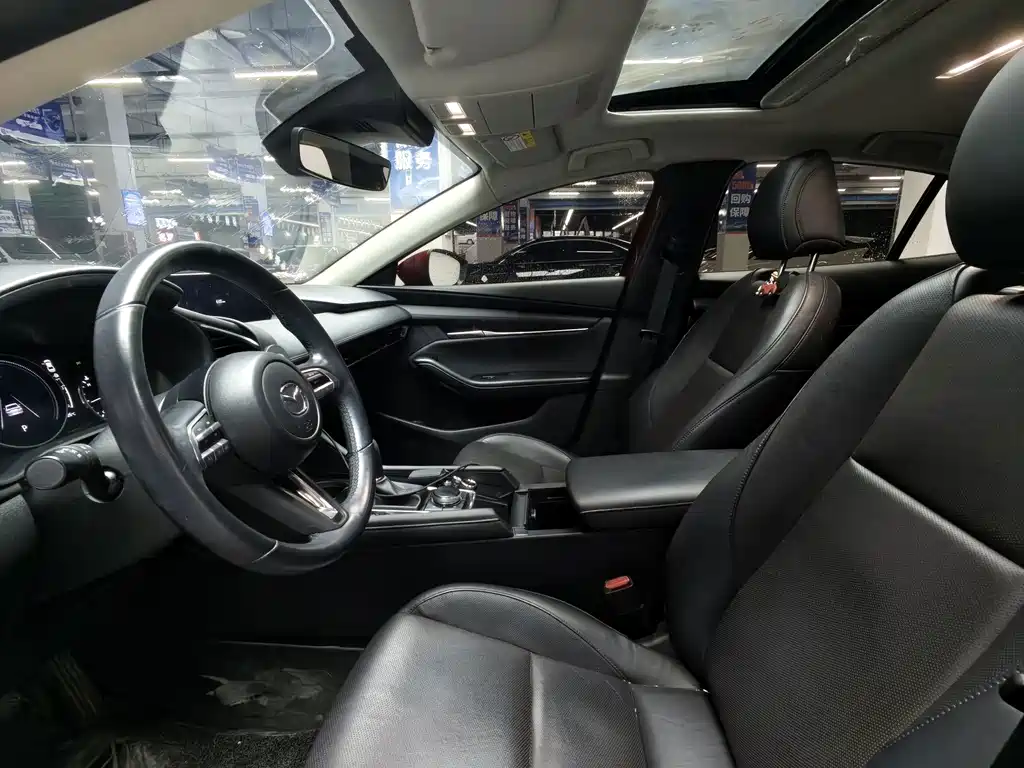Mazda 3 Axela — миниатюра 5