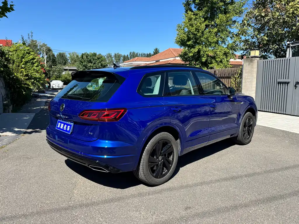 Volkswagen Touareg — миниатюра 16