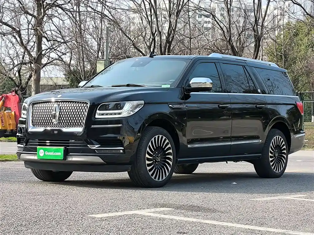 Lincoln Navigator 2021