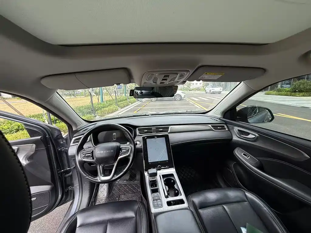 Roewe RX5 New Energy — миниатюра 7