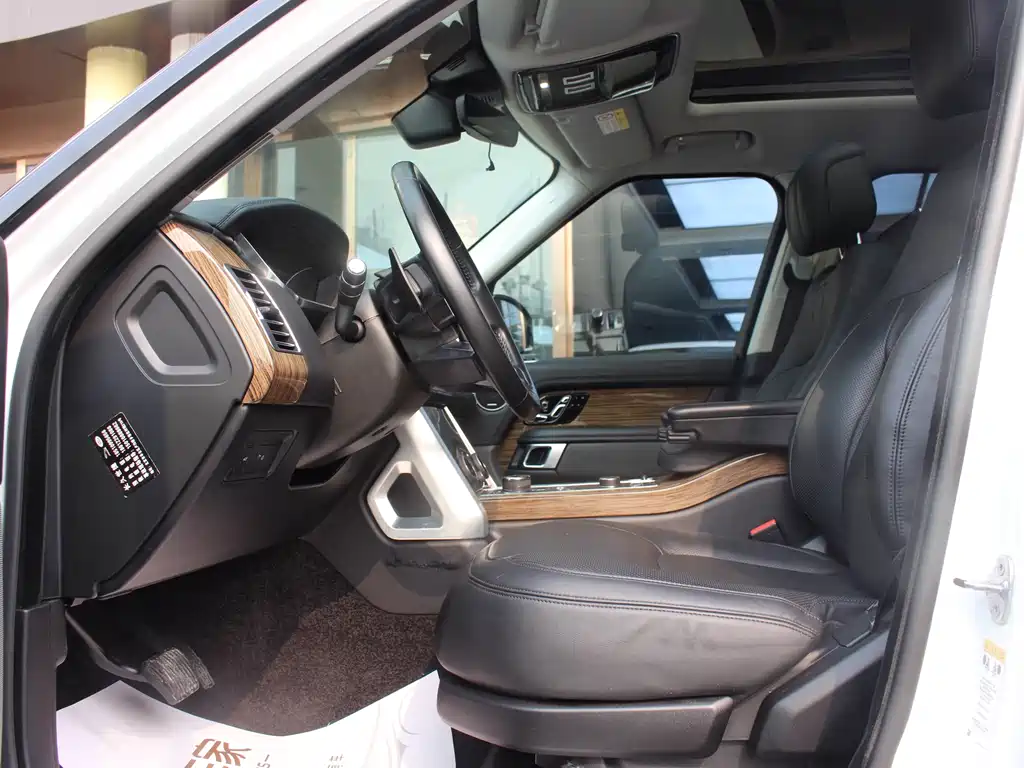 Land Rover Range Rover 2018 3.0 SC V6 Vogue Long Wheelbase