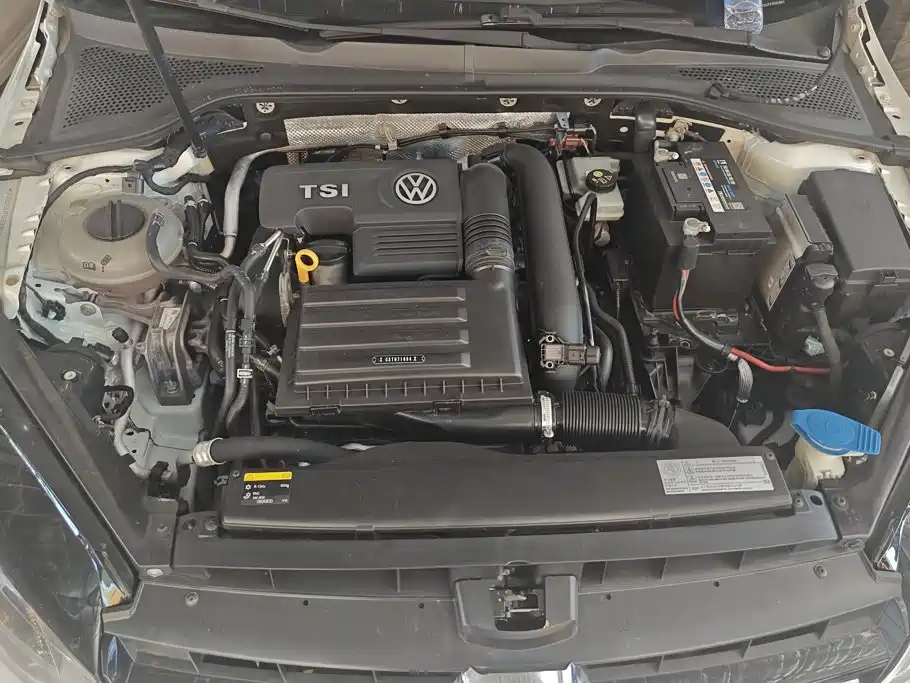 Volkswagen Golf — миниатюра 10