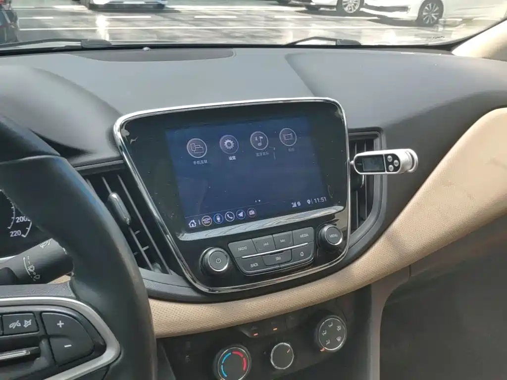 Chevrolet Monza — миниатюра 13