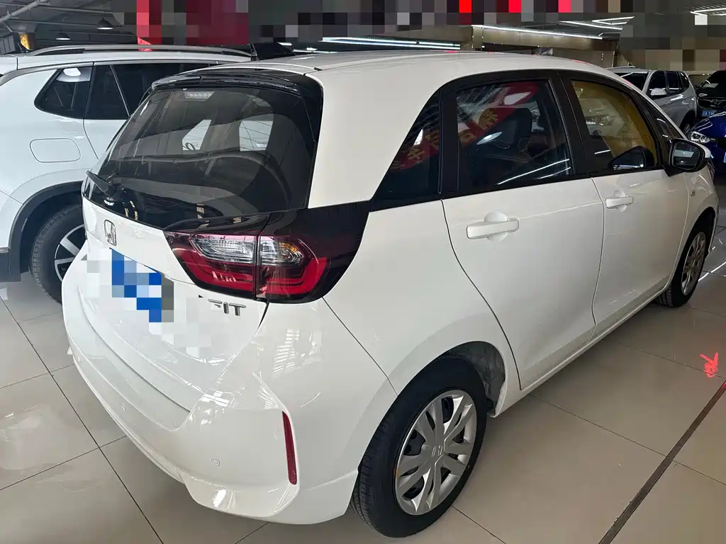 Honda Fit — миниатюра 11