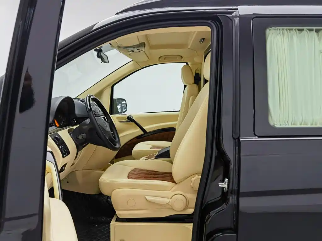 Mercedes-Benz Vito — миниатюра 7