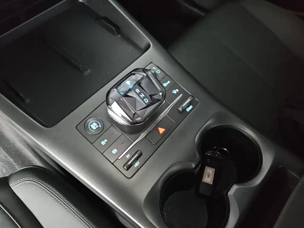 BYD Qin PLUS — миниатюра 14