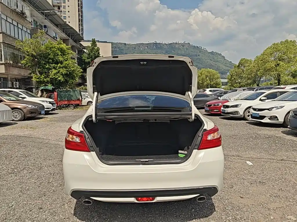 Nissan Teana — миниатюра 19