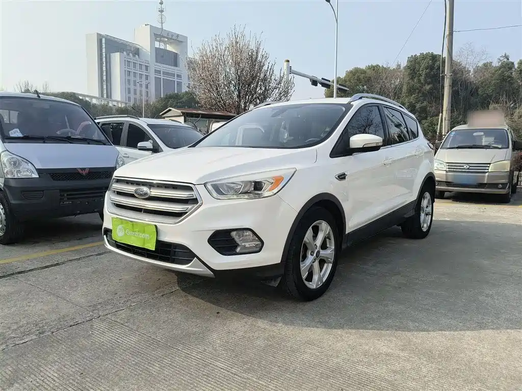 Ford Kuga 2016